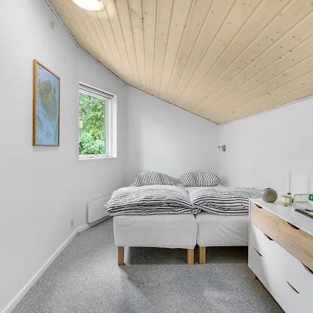 Gorgeous In With Kitchen Holiday home
