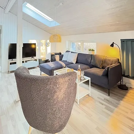 Gorgeous In With Kitchen * Tranekær