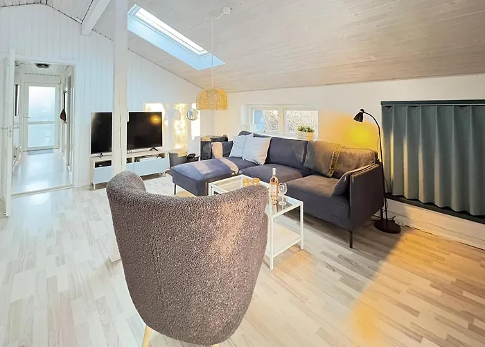 Gorgeous In With Kitchen * Tranekær